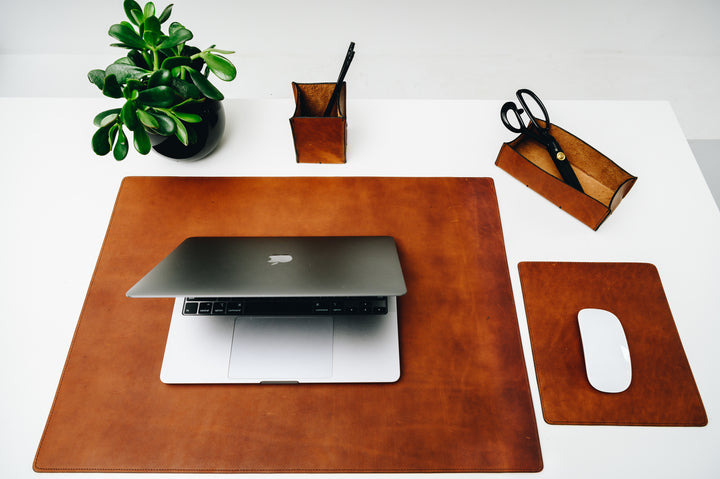 Espresso Full-grain American leather Includes a desk pad, mouse pad, desk tray and pencil cup Handcrafted with care in our own factory #color_espresso